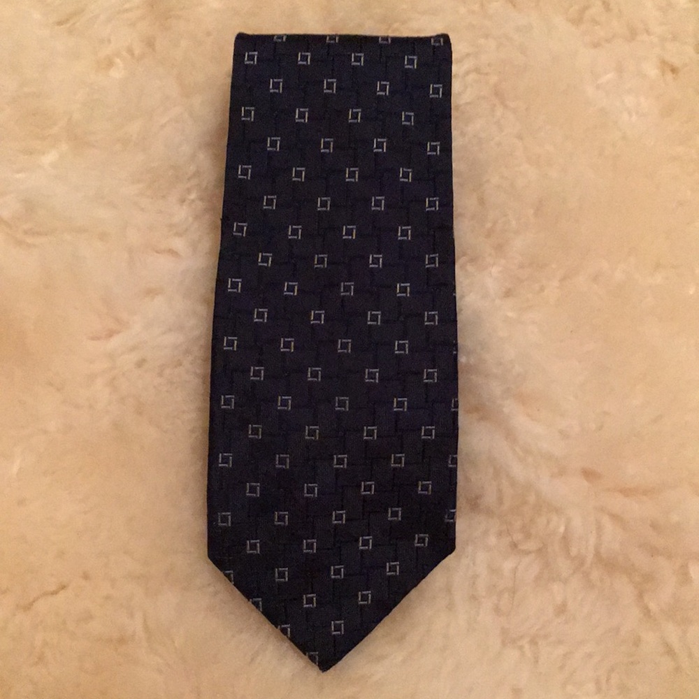 Barneys New York Navy Necktie 100% Silk XL